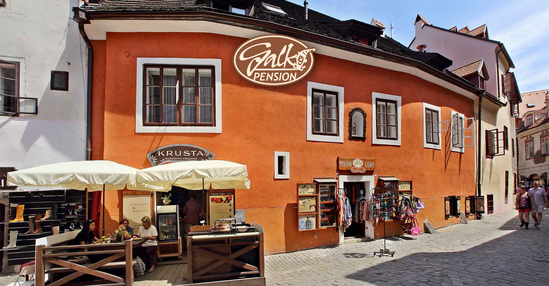 Podkrovní ložnice apartmánu, foto: Lubor Mrázek | Apartmány a Pension Galko | ubytování Český Krumlov